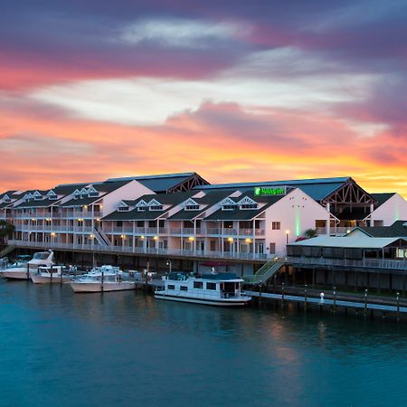 Holiday Inn & Suites Clearwater Beach S-Harbourside Bagian luar foto