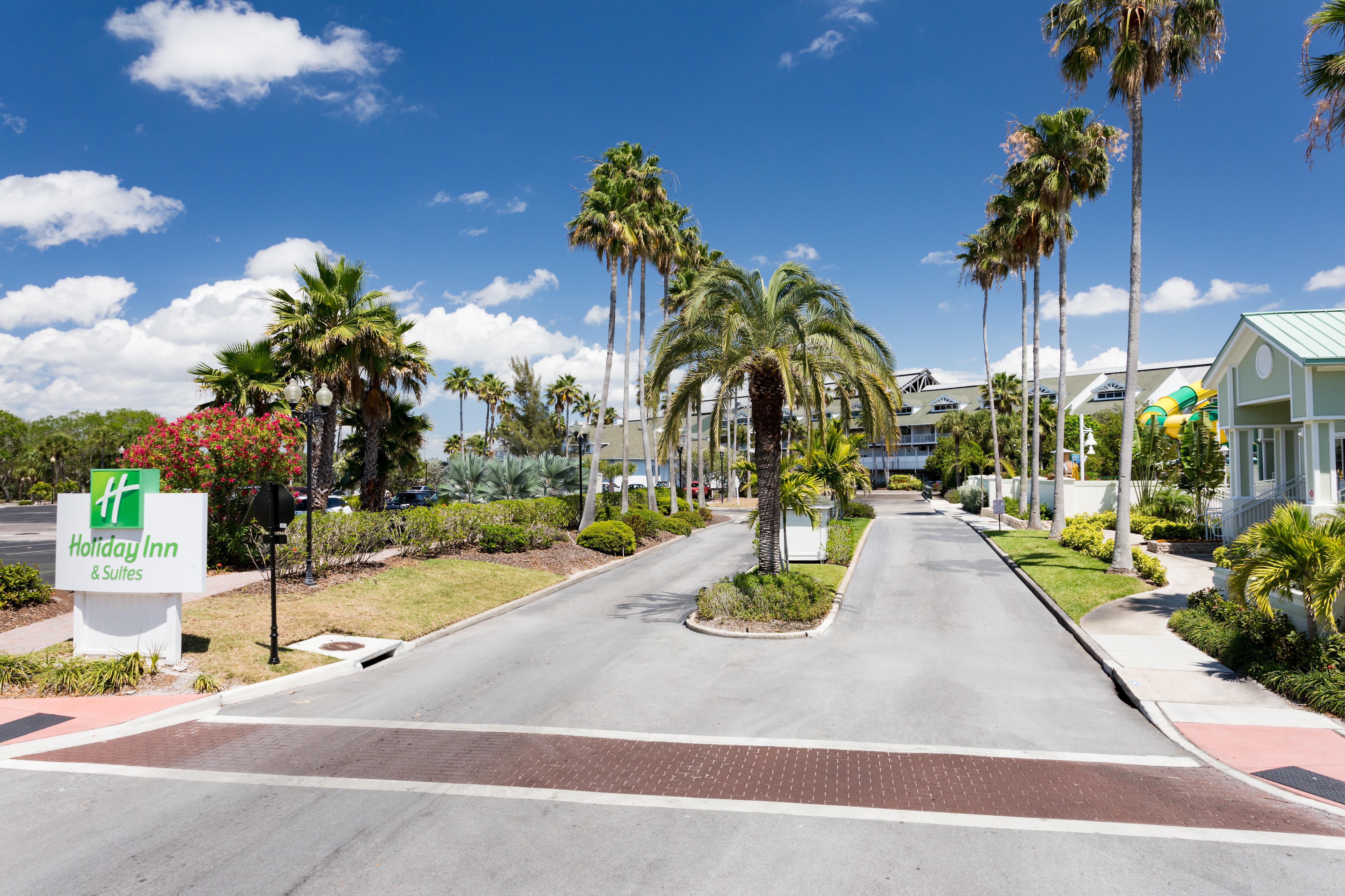 Holiday Inn & Suites Clearwater Beach S-Harbourside Bagian luar foto