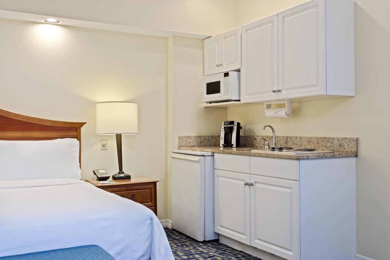 Holiday Inn & Suites Clearwater Beach S-Harbourside Bagian luar foto
