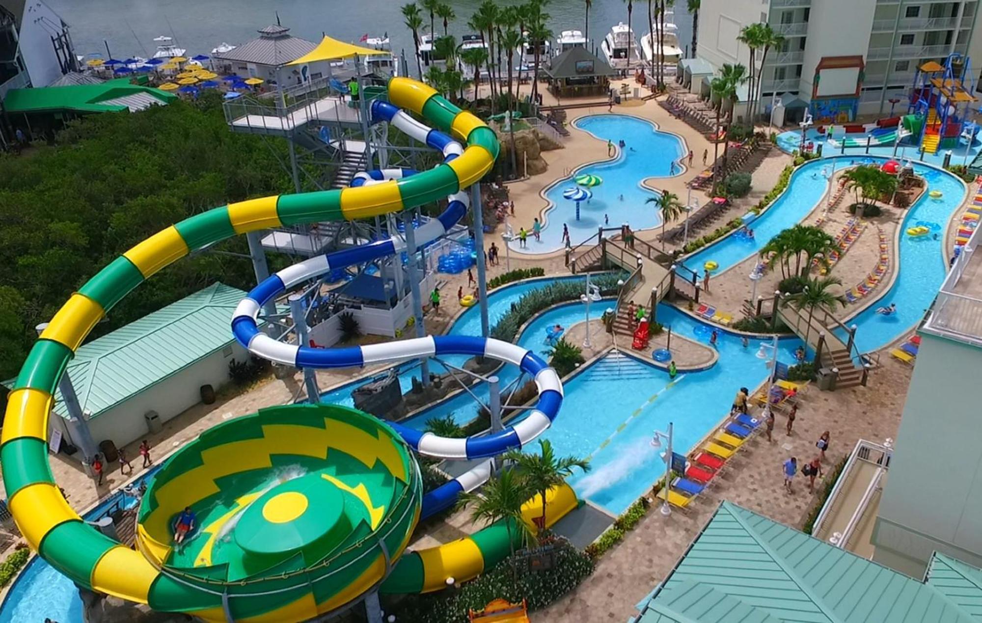 Holiday Inn & Suites Clearwater Beach S-Harbourside Bagian luar foto
