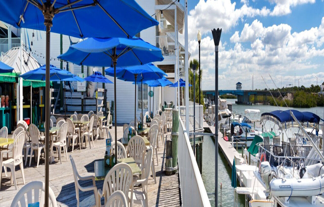 Holiday Inn & Suites Clearwater Beach S-Harbourside Bagian luar foto